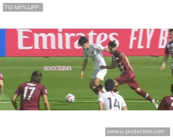 25号足球明星引领新时代足坛风潮，激情与实力并肩展现球场魅力